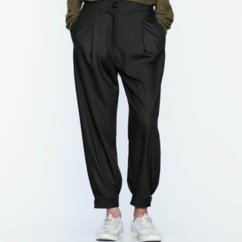 NWT Zara Cuffed Ankle Pants in Gray